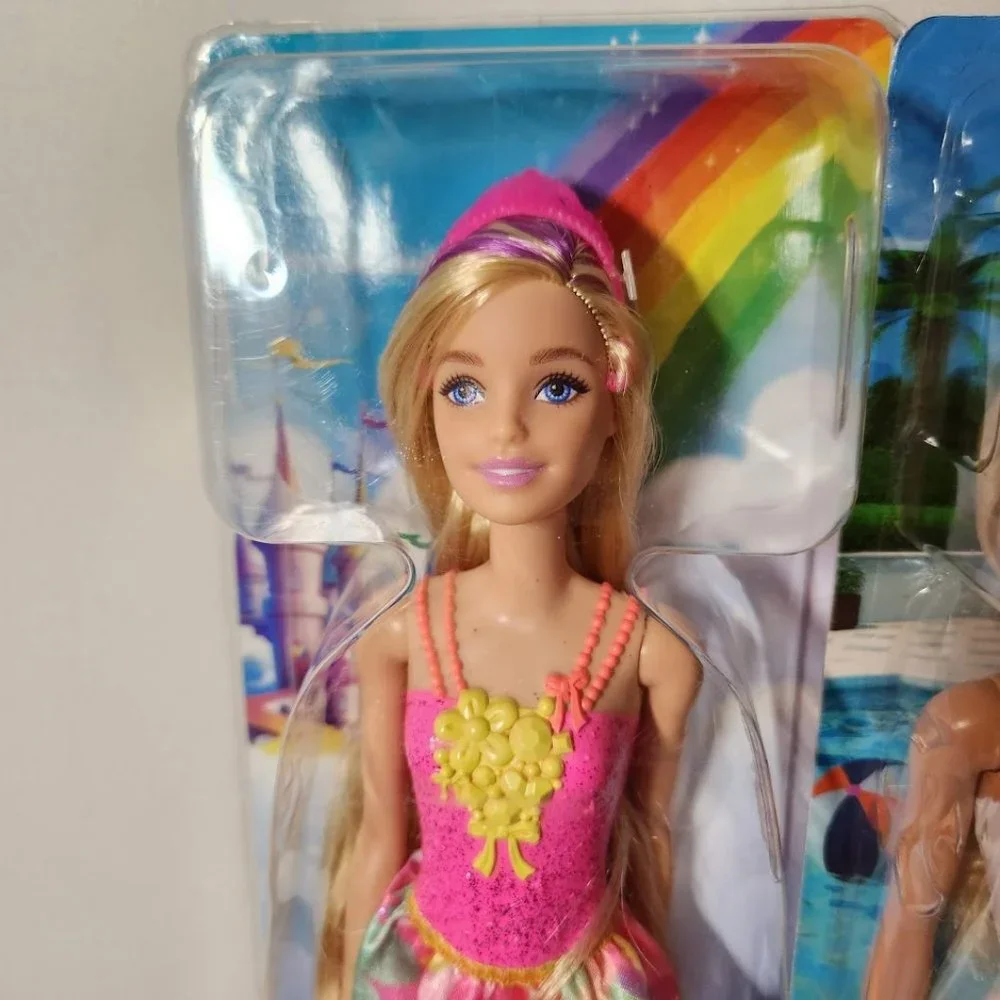 NEW Barbie Dolls Toy Bundle Dreamtopia Beach USA Flag Swimsuit Easter Basket